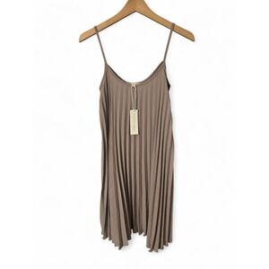 See You Monday Brown Pleated Mini Dress Size Small Sleeveless Flowy Casual Chic